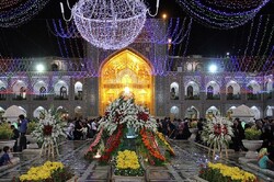 زائران رضوی میهمان جشن و سرور ماه رجب و ولادت امام باقر(ع)