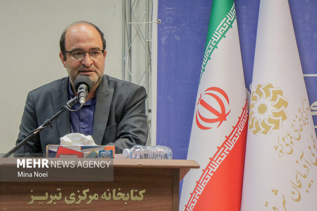 مراسم تکریم و معارفه مدیرکل کتابخانه های عمومی استان آذربایجان شرقی