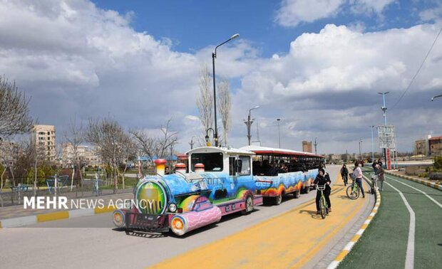 قطار بازی جان یک کودک را در شورابیل گرفت قطار بازی جان یک کودک را در شورابیل گرفت