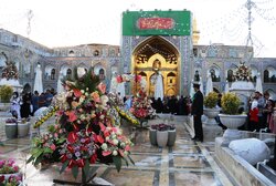 عید سعید غدیر کے موقع پر حرم امام رضا(ع) کا روحانی سماں