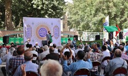 جشن غدیر در مصلای کرج برگزار شد/طبخ و توزیع ۱۴ هزار پرس غذا
