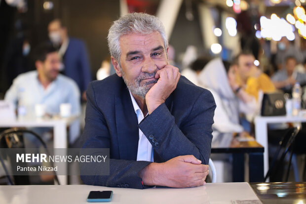 اگر به قصهای باور ندارید آن را نسازید؛ مشکل سینمای ما فیلمنامه است اگر به قصهای باور ندارید آن را نسازید؛ مشکل سینمای ما فیلمنامه است