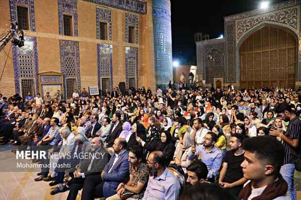 شب شعر و موسیقی به مناسبت عید غدیر خم در اردبیل