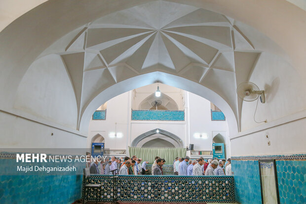 اقامه نماز عید غدیر خم در یزد