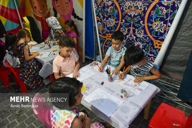 Iranians celebrate Eid al-Ghadir across country
