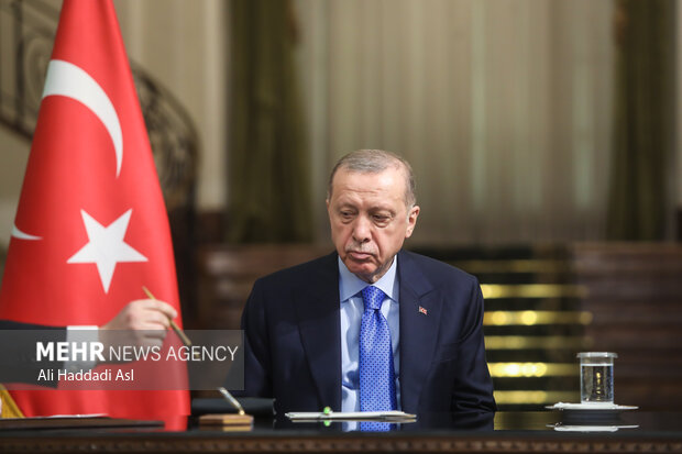  رجب طیب اردوغان رئیس جمهور ترکیه در نشست خبری روسای جمهور ایران و ترکیه حضور دارد