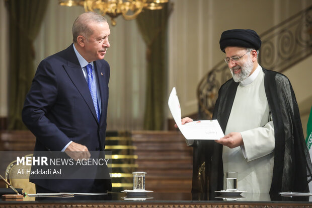 ایران اور ترکی کا تمام شعبوں میں اعلی سطحی تعاون پر اتفاق