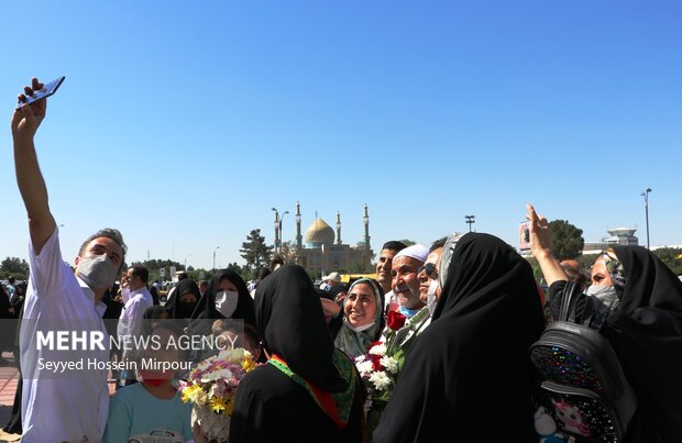 بازگشت حجاج بیت الله الحرام به مشهد