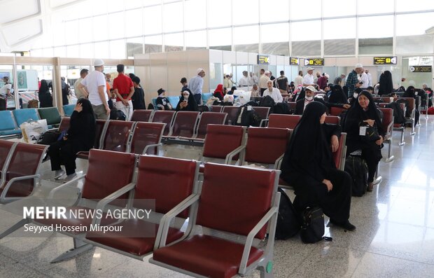 کاسبی ایرلاینها با اربعین/ قیمت های بلیط ها سر به فلک کشید