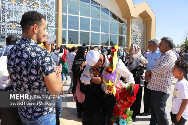 بازگشت حجاج بیت الله الحرام به مشهد