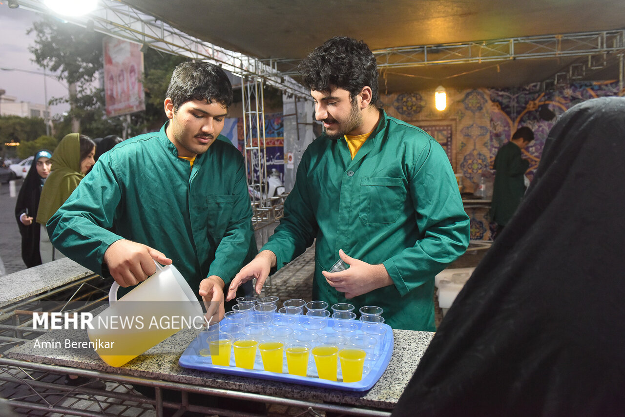 آذربایجان غربی مهیای جشن بزرگ غدیر/سفره اطعام یک کیلومتری