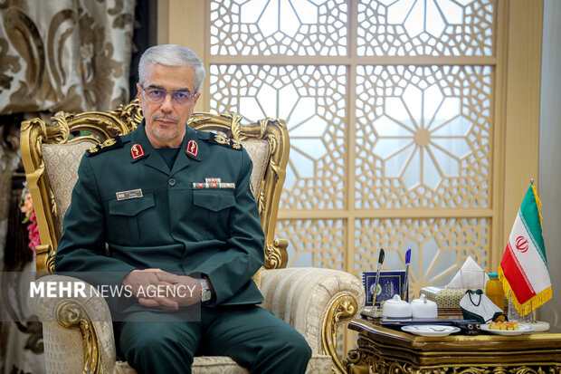 اللواء باقري: إيران كانت رائدة في توفير الأمن للمنطقة/ستتغلب دول المنطقة على الخلافات المصطنعة قريبا