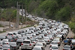 بارش برف و باران در ١٩ جاده کشور/ تردد روان در چالوس و هراز