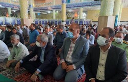 گفتگوی وزیر آموزش و پرورش با مردم و حضور در نماز جمعه آشتیان