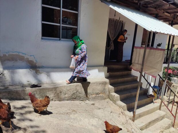 روایتی از زندگی «بی بی معصومه»/ ۴۰ سال پرستاری از سه معلول