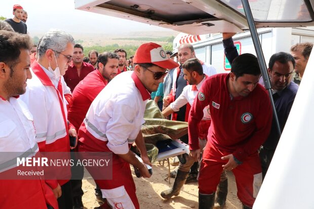 بقایای آخرین مفقودی سیل استهبان پیدا شد  بقایای آخرین مفقودی سیل استهبان پیدا شد