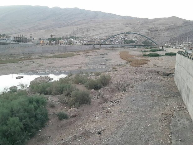 ماجراهای کشکان در تابستان/ تشنگی مردم و ماهی و محصولات کشاورزی!