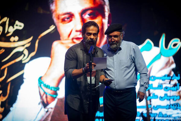 جشن تئاتر و موسیقی «حافظ» برگزار شد/تندیس در دست افشاریان و عقیلی