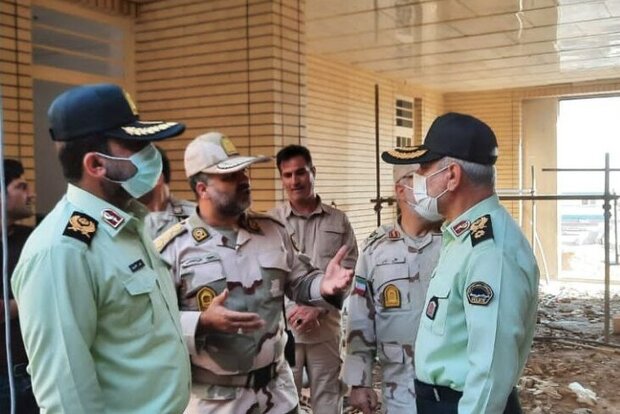 فرمانده قرارگاه اربعین فراجا از زیرساخت های مهران بازدید کرد