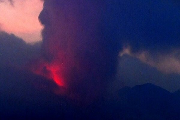 Sakurajima volcano in Japan erupts