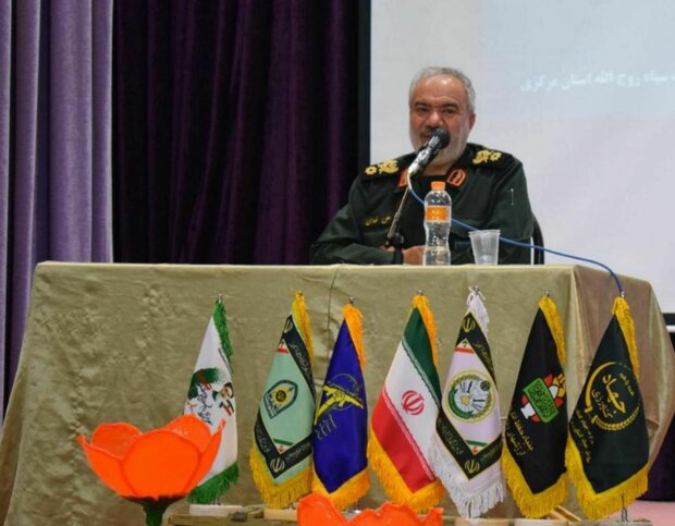 مسلما از فتنه رخ داده به برکت وعده خداوند پیروز بیرون میآییم