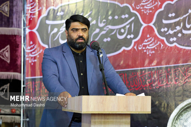 آئین استقبال از محرم و تجلیل از پیرغلامان حسینی در اردبیل