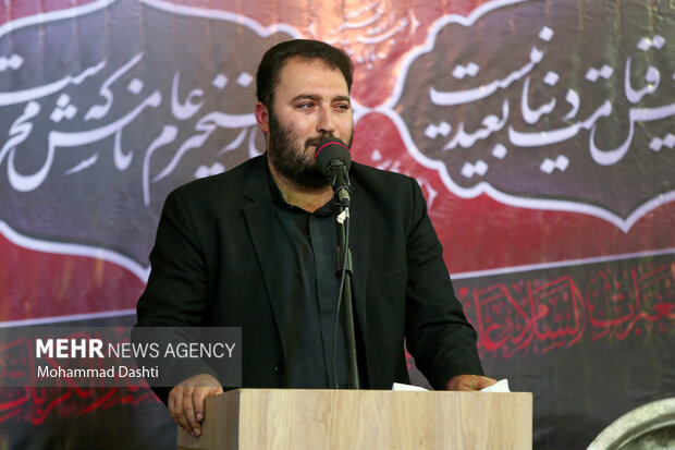 آئین استقبال از محرم و تجلیل از پیرغلامان حسینی در اردبیل