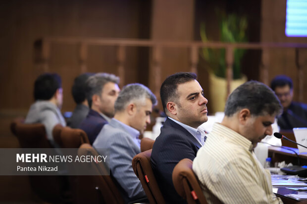 مجمع عمومی و سالیانه فدراسیون نجات غریق و غواصی عصر سه شنبه  در سالن همایش آکادمی ملی المپیک برگزار شد