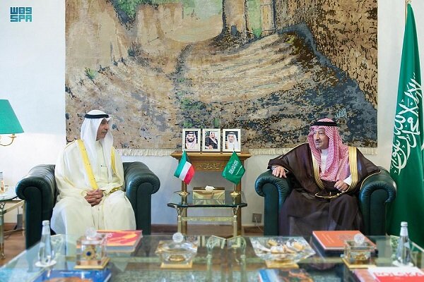 مقام کویتی و سعودی درباره تحولات منطقه ای رایزنی کردند
