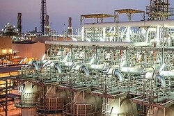 Iran unveils LNG, helium production pilot plant