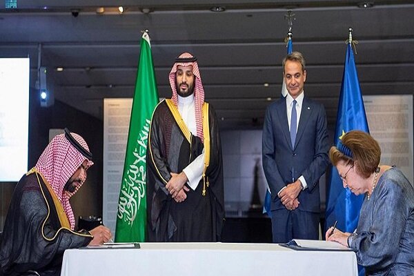 Greece, Saudi Arabia sign military, energy agreements