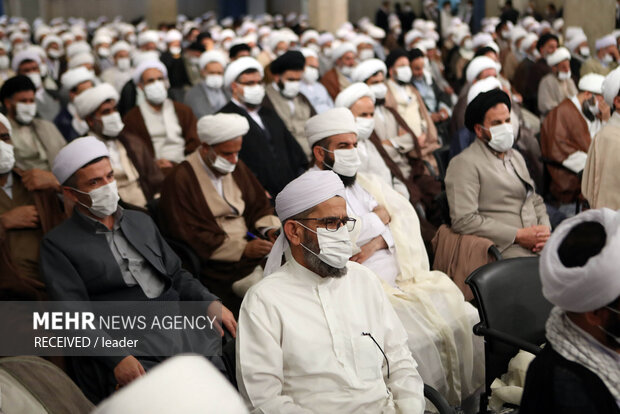 Ayatollah Khamenei meeting with Friday prayer leaders
