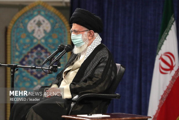 Ayatollah Khamenei meeting with Friday prayer leaders
