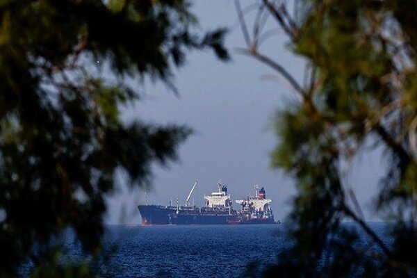 Iranian tanker to retrieve oil cargo confiscated by US 