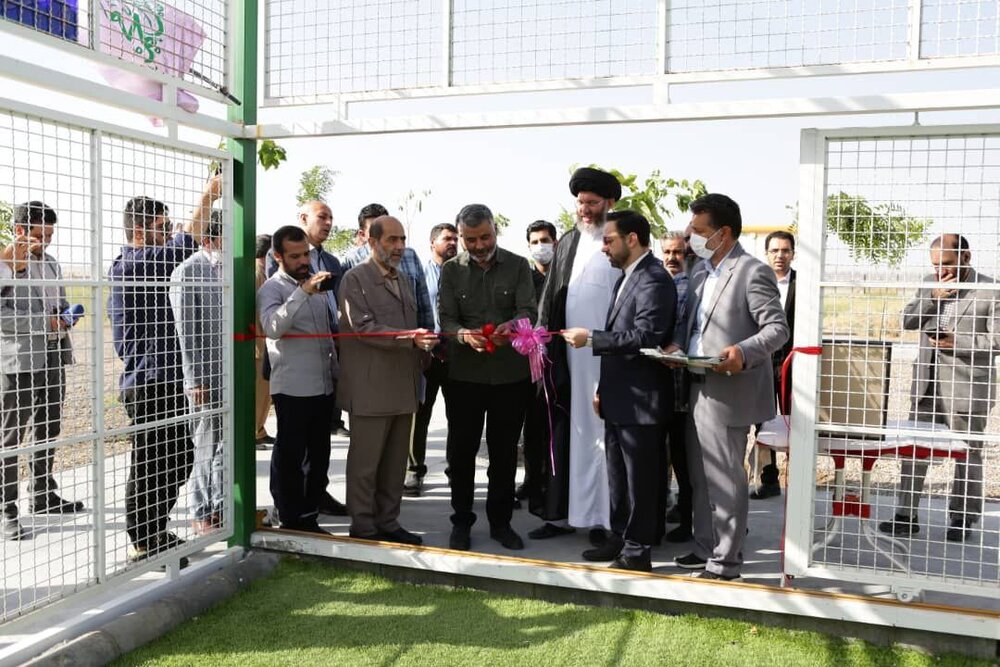 زمین‌های ورزشی چند منظوره در حاشیه شهر مشهد افتتاح شد