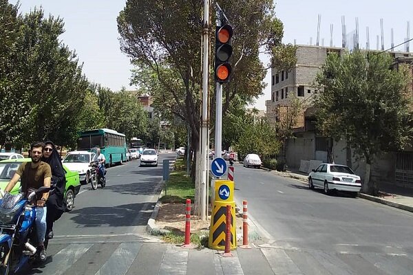 بازبینی وضعیت چراغ های راهنمایی و دوربین های ترافیکی در منطقه 19