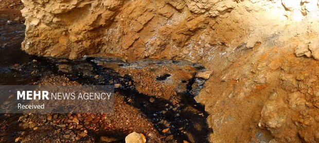 چشمه 7 رنگ شاهرود