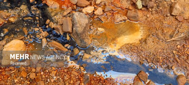 چشمه 7 رنگ شاهرود