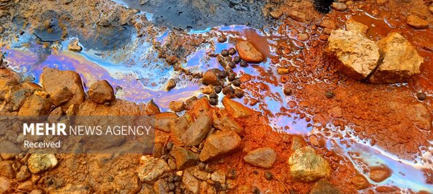 چشمه 7 رنگ شاهرود