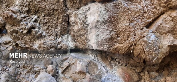 چشمه 7 رنگ شاهرود