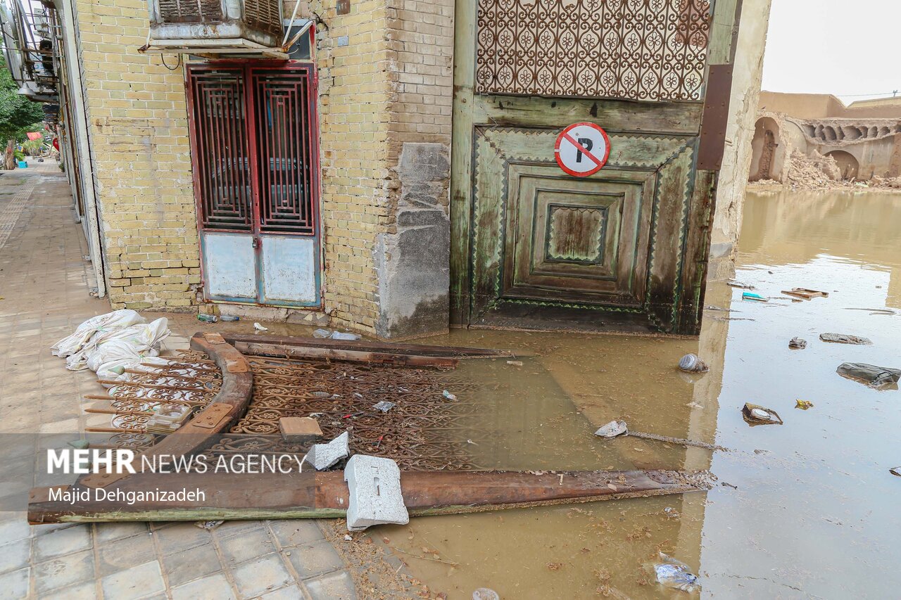 شهر جهانی زخم خورده از سیلاب / رطوبت تهدید جدی برای بافت تاریخی است 3
