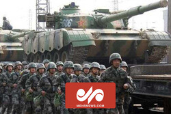 انتقال ادوات سنگین نظامی و توپخانه‌ای ارتش چین در مرز تایوان