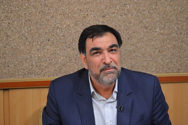عادل آذر دارفانی را وداع گفت