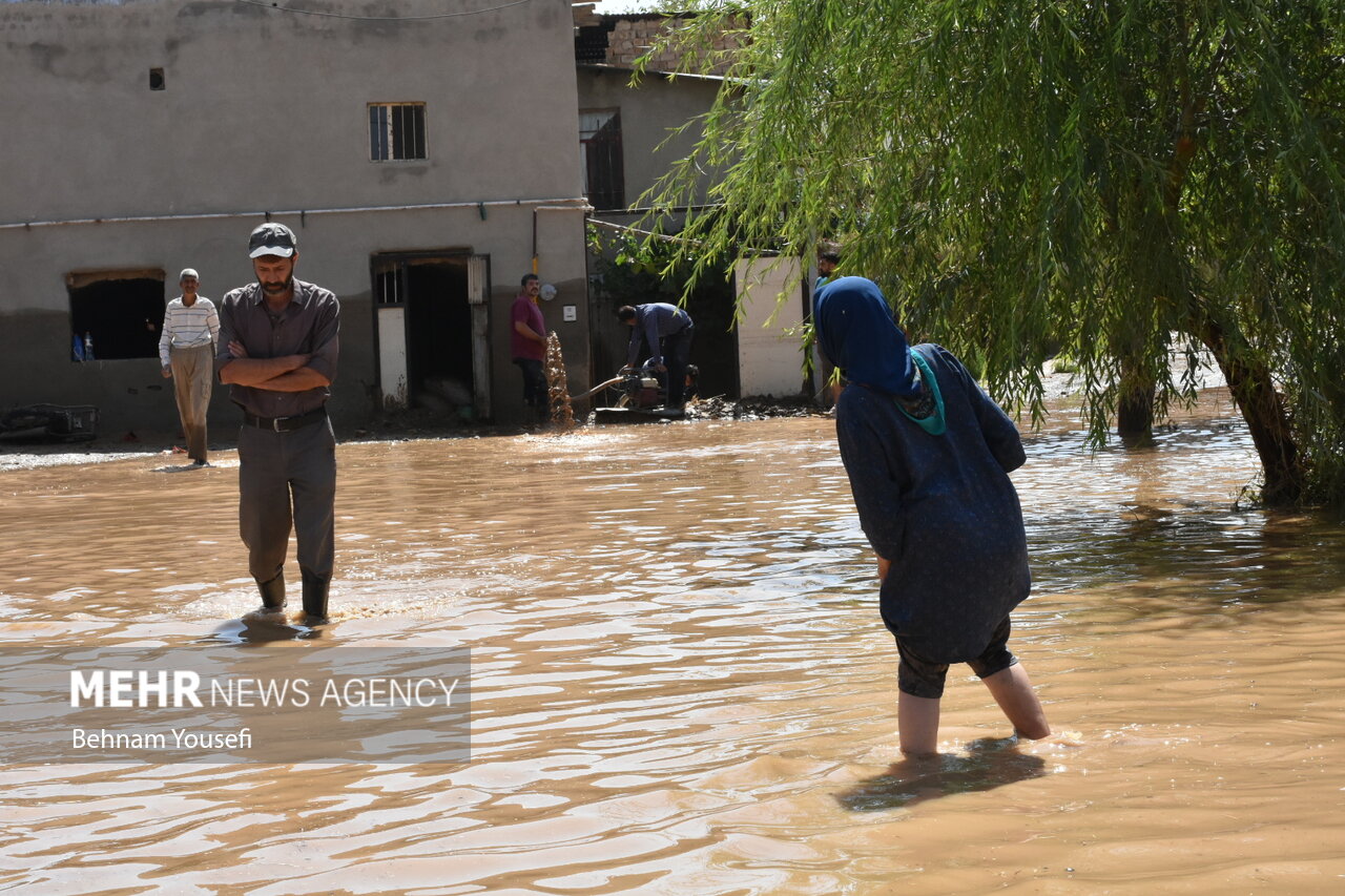 اسکان اضطراری ۷۷۵۵ نفر در سیلاب های اخیر/ امداد رسانی به ۴۹ هزار نفر