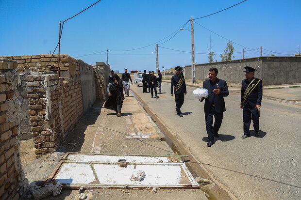 ۶۰۰ پرس غذای گرم بین سیلزدگان استان قم توزیع شد