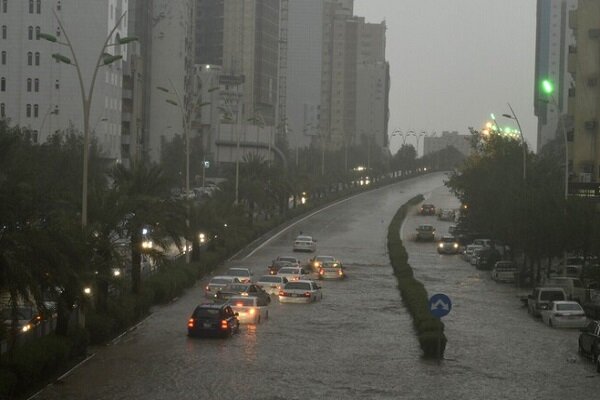 هشدار درباره باران های سیل آسا در عربستان