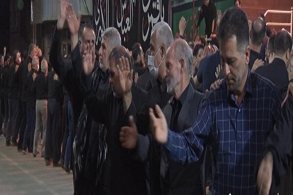 عزاداری مردم ارومیه در اولین شب ماه محرم