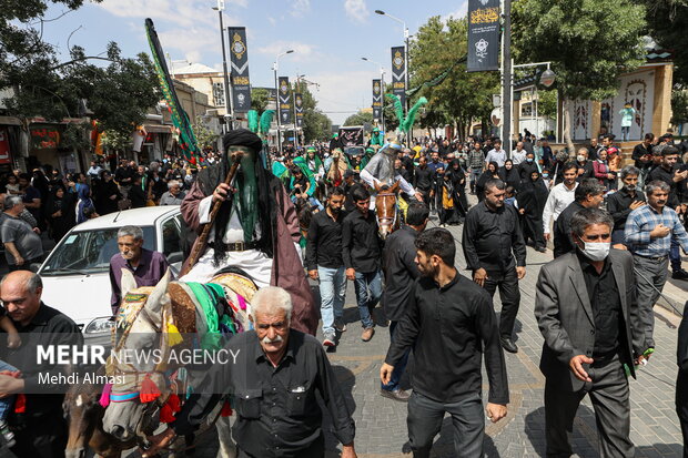 بازسازی حرکت امام حسین به سمت کربلا در زنجان