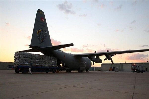 دومین هواپیمای حامل کمک‌های ترکیه به سیل‌زدگان ایران در راه است