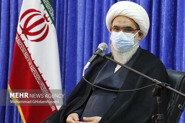 همه دستگاهها برای تسهیل امور جوانان استان بوشهر پای کار باشند همه دستگاهها برای تسهیل امور جوانان استان بوشهر پای کار باشند